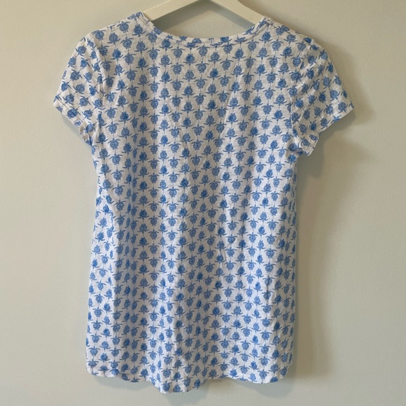 Lilly Pulitzer Etta Toe to Toe Turtle Tee - Picture 5 of 10